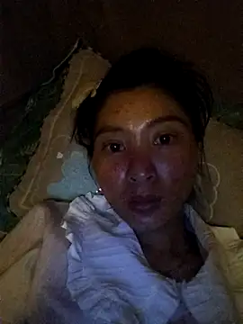 Snapshot of Hiniyk2 chatting on June 4, 3:07 pm Hiniyk2 online show from June 4, 3:07 pm