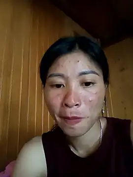 Snapshot of Hiniyk2 chatting on June 14, 4:36 am Hiniyk2 online show from June 14, 4:36 am