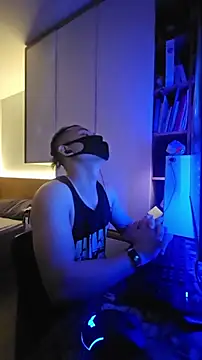 OnlyHand9x online show from March 22, 6:11 pm