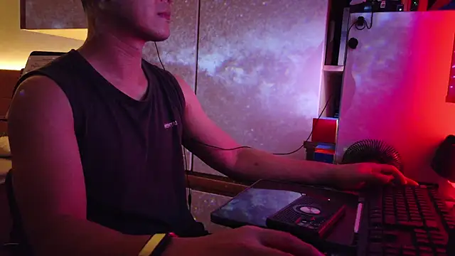 OnlyHand9x online show from July 18, 6:12 pm
