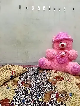 Honey lily-93 online show from April 29, 5:30 pm