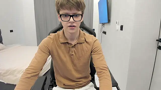 bonekoambalabu online show from April 25, 4:04 pm