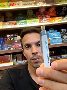 Snapshot of Naldopaugrand chatting on February 14, 9:55 pm Naldopaugrand online show from February 14, 9:55 pm