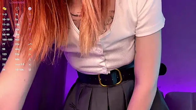 BlondeBun online show from February 9, 5:50 pm