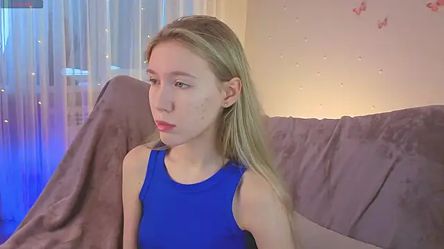 SirenThalassa online show from February 15, 7:38 am