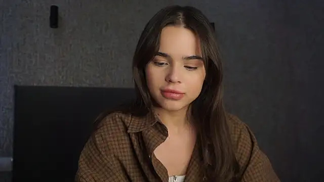 linclars online show from April 11, 1:15 pm