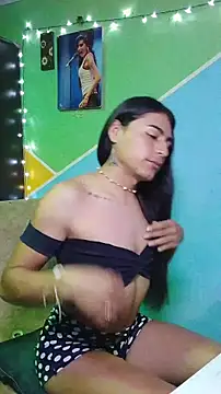 Snapshot of Selena_Nova chatting on April 23, 2:57 am Selena Nova online show from April 23, 2:57 am