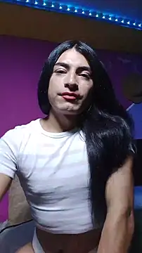 Snapshot of Selena_Nova chatting on May 5, 6:21 am Selena Nova online show from May 5, 6:21 am
