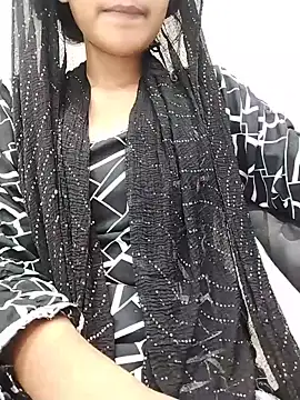 Snapshot of sexy_jasma chatting on June 20, 8:50 am sexy jasma online show from June 20, 8:50 am