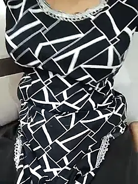 Snapshot of sexy_jasma chatting on July 10, 1:21 am sexy jasma online show from July 10, 1:21 am