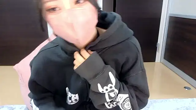 Sena o0 online show from March 30, 3:13 pm