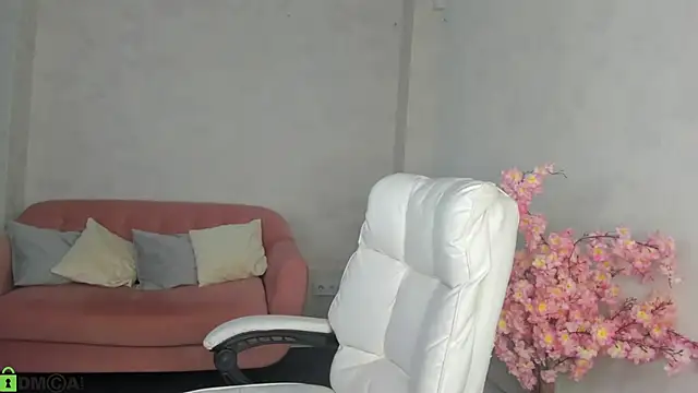 Marie Hayes online show from May 31, 1:14 am