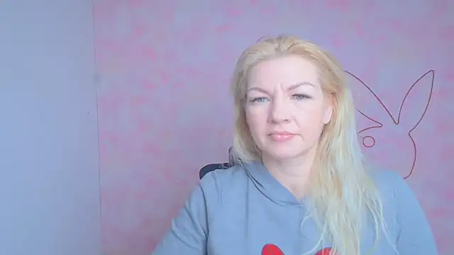 Madonna Fire online show from February 17, 1:18 pm