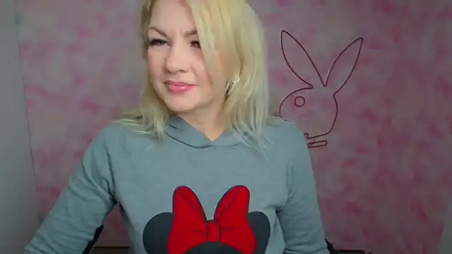 Madonna Fire online show from February 18, 12:23 pm