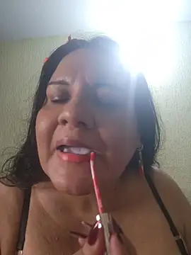 Snapshot of Afrodita_venus_squirt chatting on May 17, 5:16 am Afrodita venus squirt online show from May 17, 5:16 am