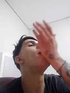 Fefe2805 online show from March 8, 10:46 pm