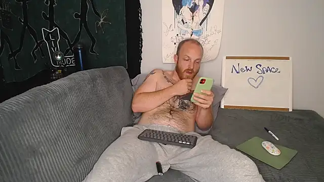 Snapshot of SeanSativa chatting on July 24, 1:47 am SeanSativa online show from July 24, 1:47 am