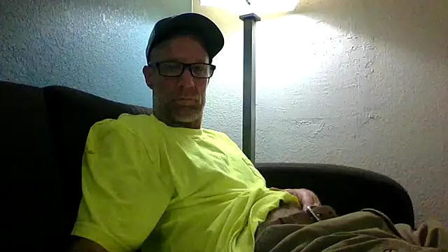 Snapshot of tittycum3636 chatting on March 23, 5:44 am tittycum3636 online show from March 23, 5:44 am