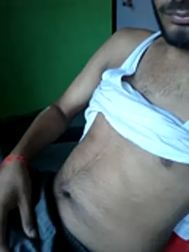 Snapshot of avi007pp chatting on July 9, 5:22 am avi007pp online show from July 9, 5:22 am