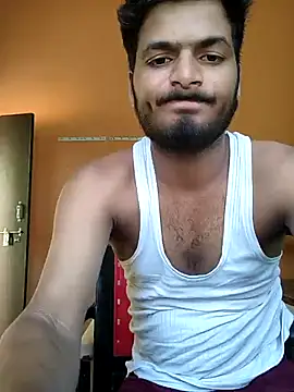 Snapshot of avi007pp chatting on July 14, 6:51 am avi007pp online show from July 14, 6:51 am