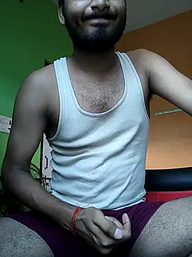 Snapshot of avi007pp chatting on July 16, 8:09 am avi007pp online show from July 16, 8:09 am