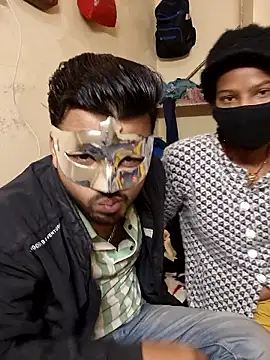 Snapshot of A-POOJA_RANI chatting on January 10, 2:35 am A-POOJA RANI online show from January 10, 2:35 am