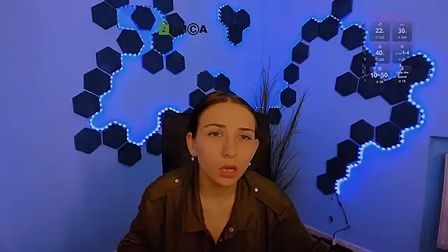 Snapshot of sweetie_chloe_ chatting on January 18, 10:08 am sweetie chloe online show from January 18, 10:08 am