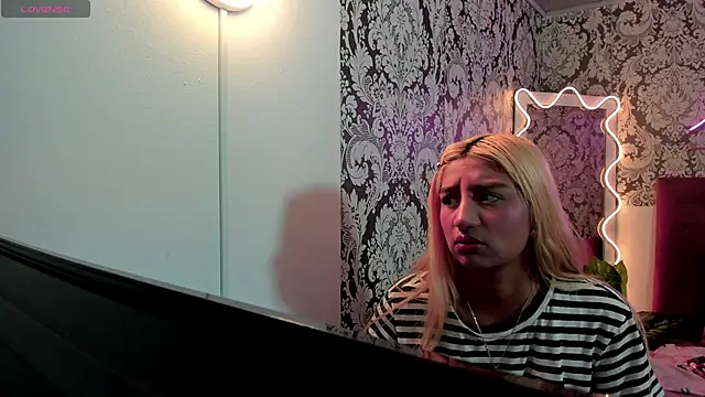 IRINA TAY1 online show from March 22, 3:43 am