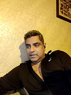 hardnhornybull online show from March 13, 7:09 pm