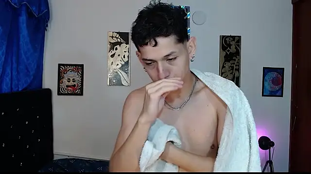 yorsamm smit online show from March 18, 2:37 am