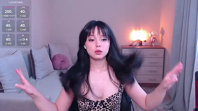 lia hetty online show from February 18, 9:16 am