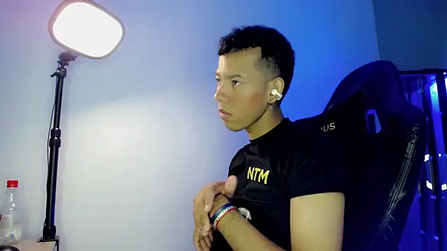 Tupac D online show from January 7, 3:31 am