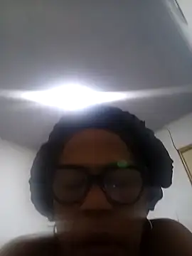 IIv0ryN0IIReX-XX online show from February 13, 1:40 pm