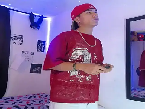 YourSecretCraving online show from February 17, 3:25 am