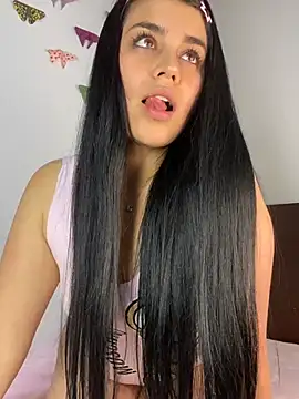 sophyy white online show from July 12, 6:15 am