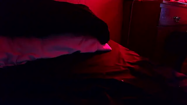 cloudyplay661 online show from April 19, 5:40 am