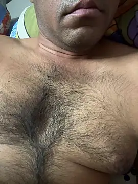 Snapshot of Lucky___05 chatting on June 10, 3:29 am Lucky 05 online show from June 10, 3:29 am