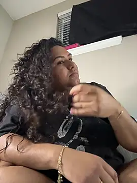 Angeliccreamyrican online show from April 4, 6:33 am