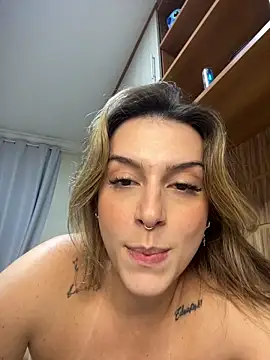 Snapshot of BarbieHotBrazil chatting on April 19, 3:17 am BarbieHotBrazil online show from April 19, 3:17 am