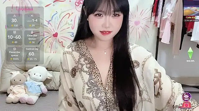 xiaoguai99 online show from April 29, 1:04 pm
