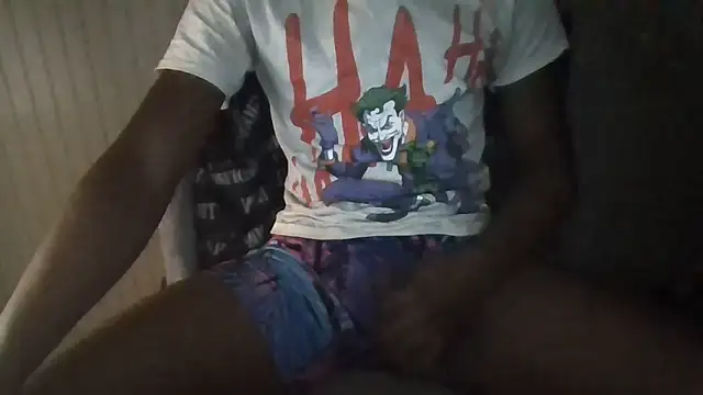 Snapshot of Quuwavve chatting on February 23, 4:10 am Quuwavve online show from February 23, 4:10 am