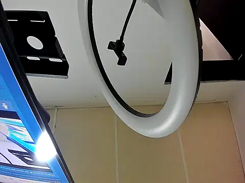 Snapshot of kikihtx chatting on January 15, 8:23 pm kikihtx online show from January 15, 8:23 pm