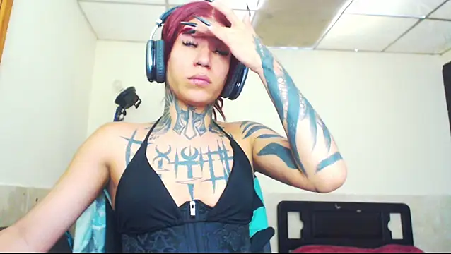 Snapshot of jazmin_wolf chatting on April 23, 3:58 pm jazmin wolf online show from April 23, 3:58 pm