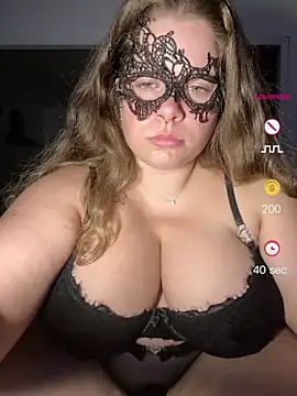 Snapshot of cherrylust12 chatting on July 21, 10:56 pm cherrylust12 online show from July 21, 10:56 pm