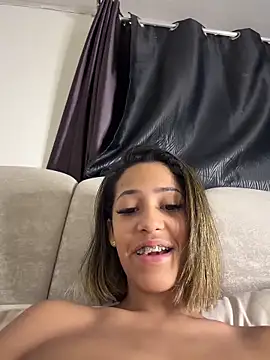 vicky bass  online show from June 29, 12:06 am