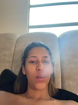 vicky bass  online show from July 26, 10:49 pm