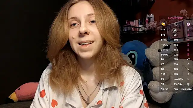 TiaraHenegan online show from February 18, 7:15 am