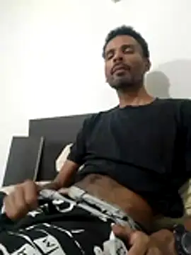 Snapshot of moreno_alpha_br chatting on March 8, 9:51 pm moreno alpha br online show from March 8, 9:51 pm