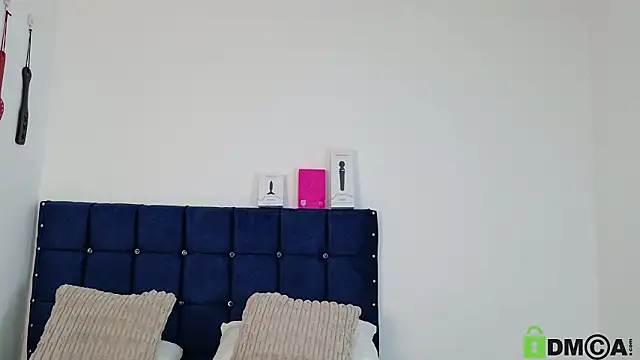 Snapshot of sweet_posionx chatting on February 14, 12:46 pm sweet posionx online show from February 14, 12:46 pm