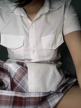 Dona020 online show from February 8, 8:01 pm